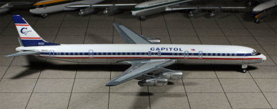 Capitol Airways N912CL side view