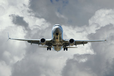 Chicago,IL UAL 737  Approach 8-4-19 1141 AM #3 Clouds #1.jpg