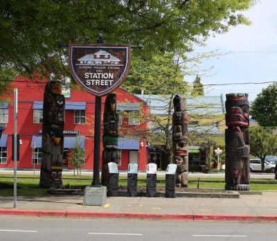 Stn Totems 5_20.jpg