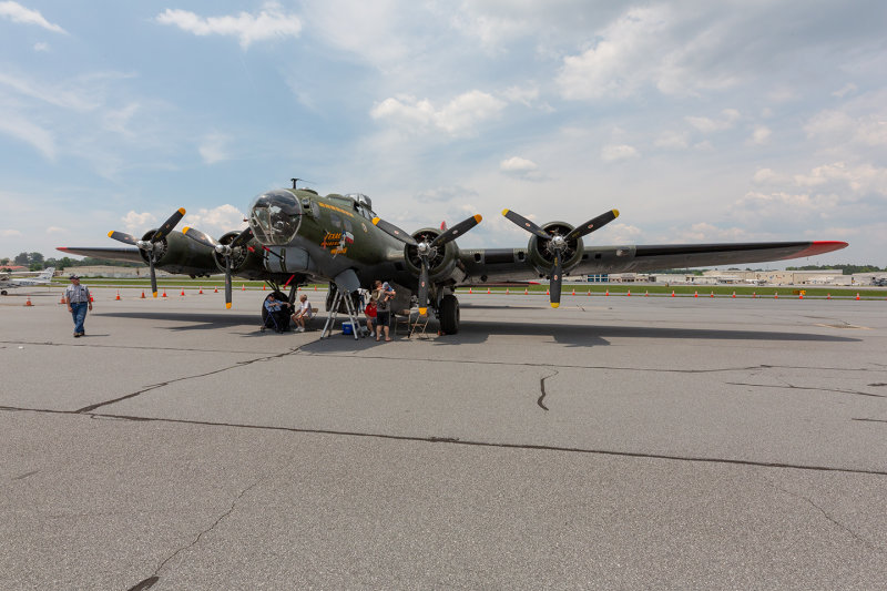 Boeing B-17G Flying Fortress, Texas Raiders