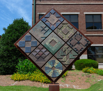 Art In Front Of Cartersville City Hall