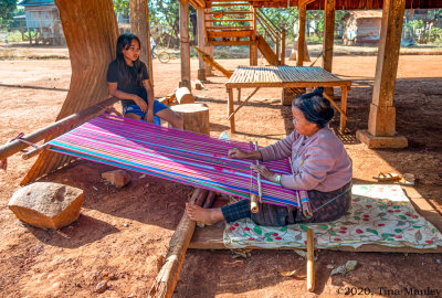 Lai, Weaving with Backstrap Loom