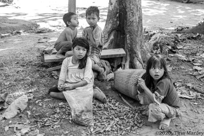 Kacha Kids, B&W