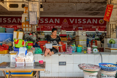 Accountant, Ben Thanh Market