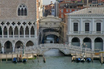 Venice, Sighs bridge