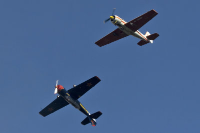 SmokeWings, portuguese aerobatic team using  2 Yak-52's
