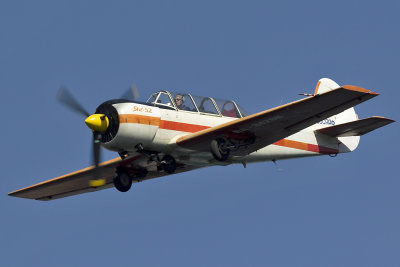 SmokeWings, portuguese aerobatic team using  2 Yak-52's