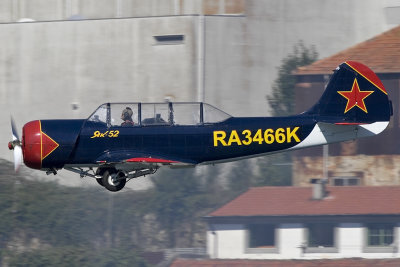 SmokeWings, portuguese aerobatic team using  2 Yak-52's