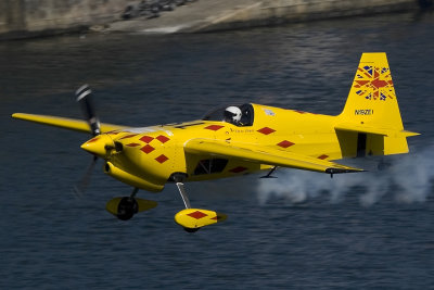 Steve Jones, winner of Porto Red Bull Air Race 2007.