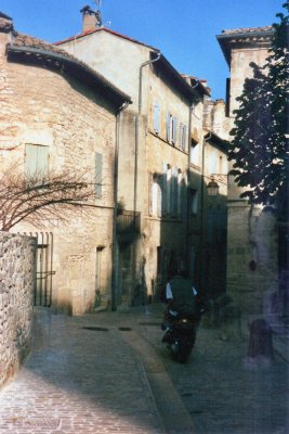 Uzs003.jpg