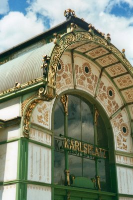 Karlsplatz Stadtbahn Station