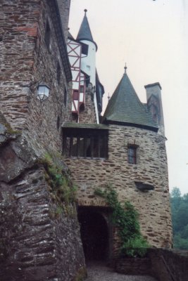 Burg Eltz.jpg