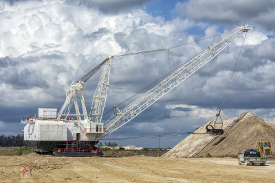 Youngquist Brothers Rock Bucyrus Erie 770B (Ft. Myers)