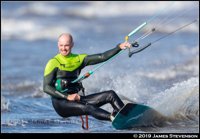 troon_kite393.jpg