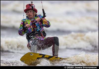 troon_kite468.jpg