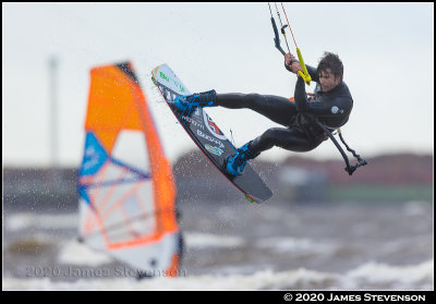 troon_kite508.jpg