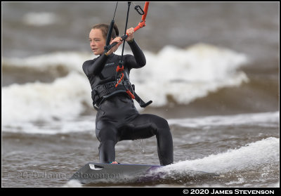 troon_kite525.jpg