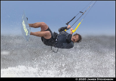 troon_kite526.jpg