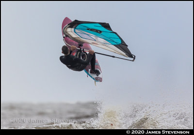 troon_kite564.jpg