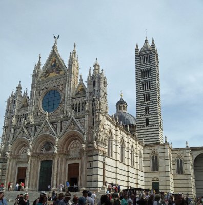 Siena The Duomo is certainly grand but it's actually the rump of a failed vision