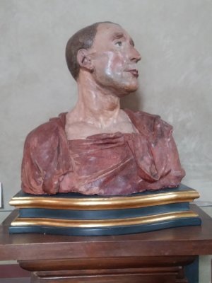 typical Florentine businessman- Niccolo da Uzzano by Donatello done in terracotta is a marvel of Renaissance realism