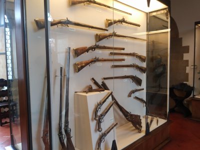 Bargello Armory