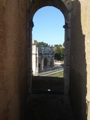 Constantine Arch-between the Palatine Hill & the Caelian Hill-spanned the ancient route taken by emperors when entering the city