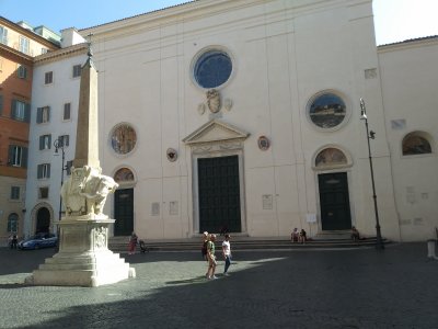 St Maria Sopra Minerva Basilica- Modeled on Florence's Santa Maria Novella & where the Roman Inquisition condemmed Galileo