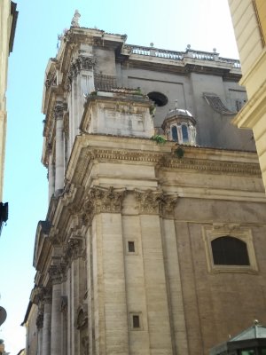 Side view of the facade on the Chiesa di Sant' Ignazio di Loyola with a cute little round thing up there
