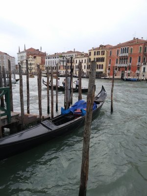 Traghetto crossing the Grand Canal.
