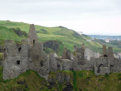 Dunluce Castle/GOT Harrenhal