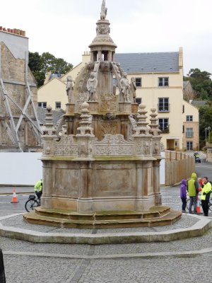 Linlithgow Cross Well (1807) an accurate replica of its crumbling 1628 predecessor
