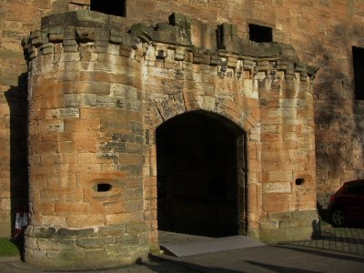 Linlithgow Palace castle entrance