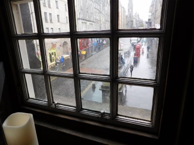 Super awesome view of the Royal Mile up to the Castle