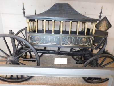Horse-drawn hearse East Lothian, 1783 - 1844, decorated with symbols of death and tears. 