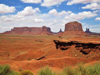 Monument Valley<br/><h4>*Credit*</h4>