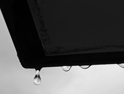 Droplets from the Edge