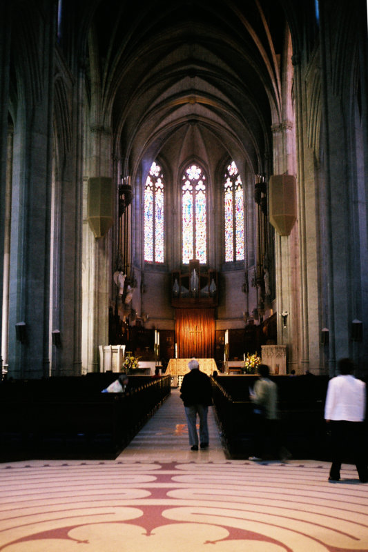 san_francisco_grace_cathedral_6-20-2006-14.jpg