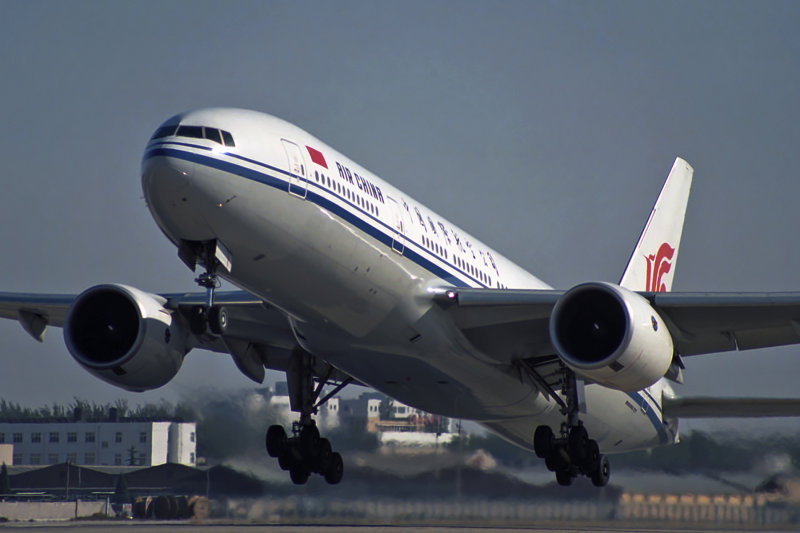 AIR CHINA BOEING 777 200 BJS RF 1420 2.jpg