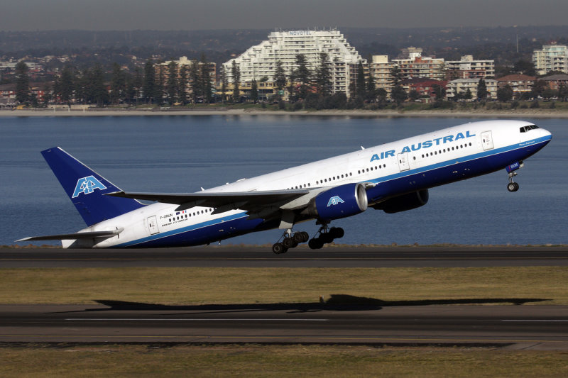 AIR AUSTRAL BOEING 777 200ER SYD RF IMG_2446.jpg