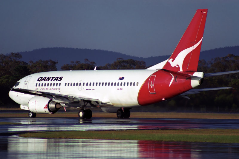 QANTAS BOEING 737 300 HBA RF 1332 21.jpg