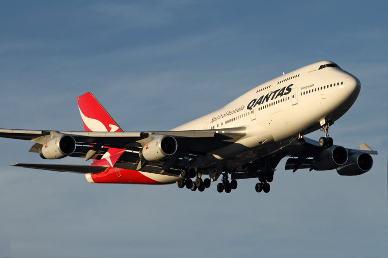 QANTAS BOEING 747 400 JNB RF IMG_4440.jpg