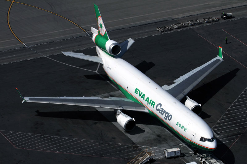 EVA AIR CARGO MD11F LAX RF IMG_5086.jpg