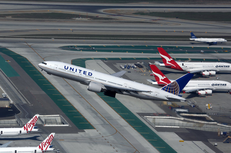 UNITED BOEING 777 200 LAX RF 5K5A0657.jpg