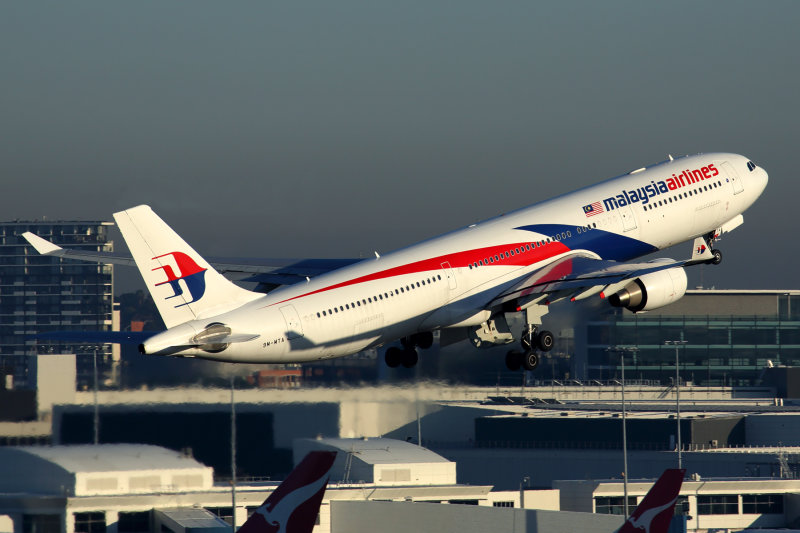 MALAYSIA AIRLINES AIRBUS A330 300 SYD RF 5K5A1116.jpg