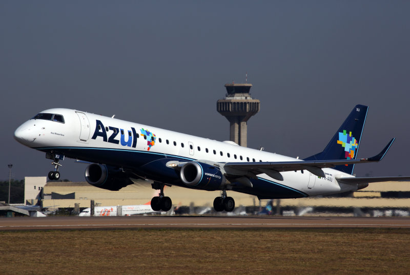 AZUL EMBRAER 190 VCP RF 5K5A2827.jpg