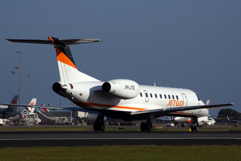 JETGO EMBRAER 135 BNE RF 5K5A0661.jpg