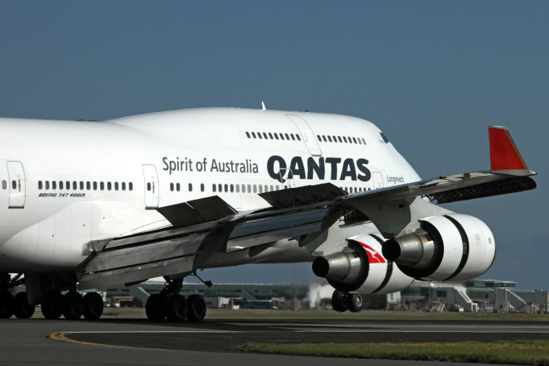 QANTAS BOEING 747 400ER BNE RF IMG_9950.jpg