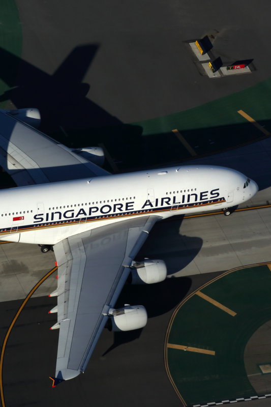 SINGAPORE AIRLINES AIRBUS A380 LAX RF 5K5A7435.jpg