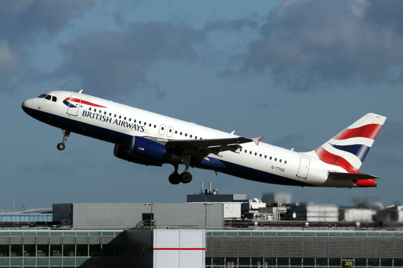 BRITISH AIRWAYS AIRBUS A320 LHR RF 5K5A1117.jpg